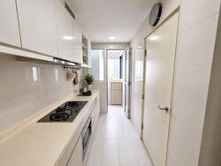 1 Canberra (D27), Condominium #637973061
